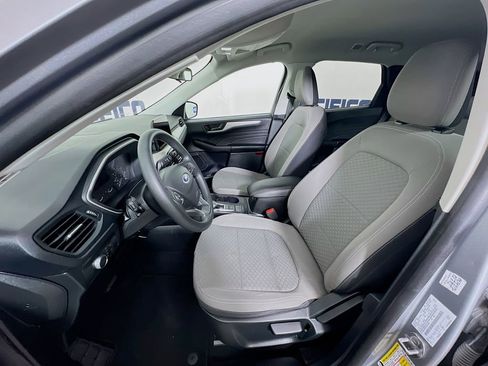 Certified 2022 Ford Escape SE image 13