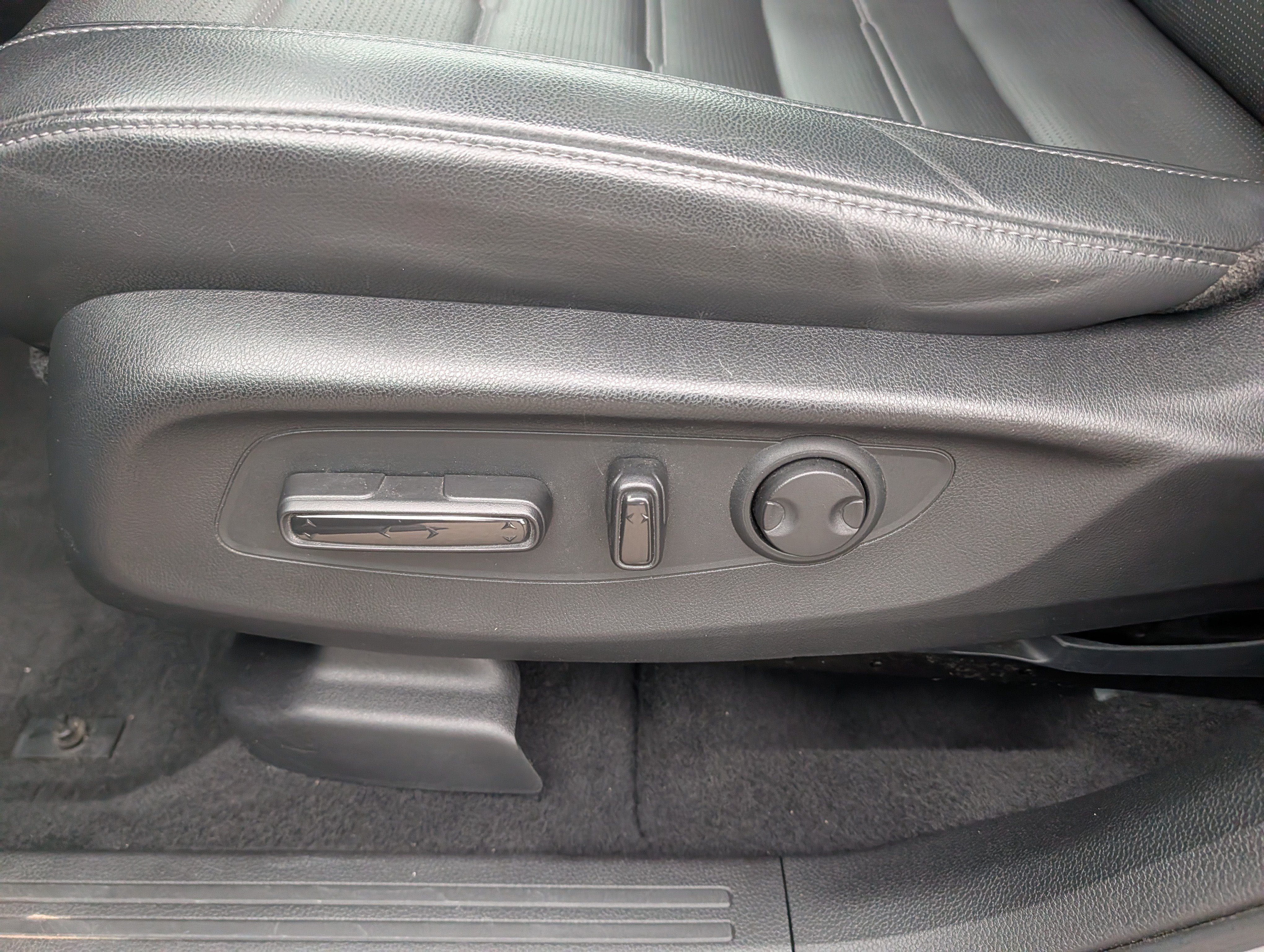 Used 2024 Honda CR-V EX-L image 23
