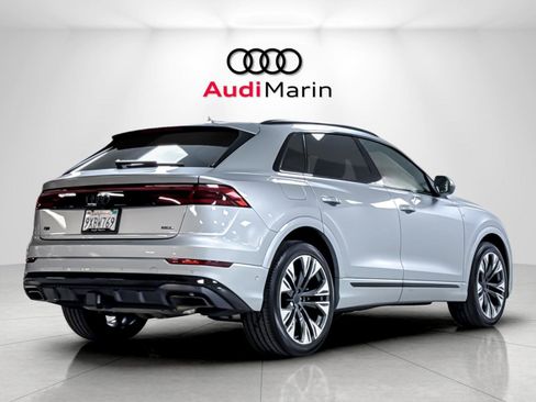 Used 2025 Audi Q8 Premium Plus w/ Premium Plus Package AWD/4WD image 5