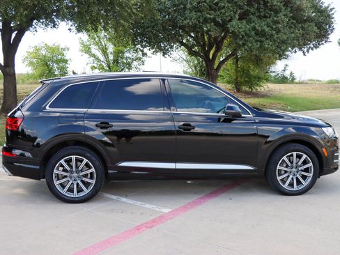 Used 2018 Audi Q7 3.0T Prestige w/ Prestige Package image 8