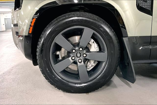 Used 2022 Land Rover Defender 110 X-Dynamic HSE AWD/4WD image 8