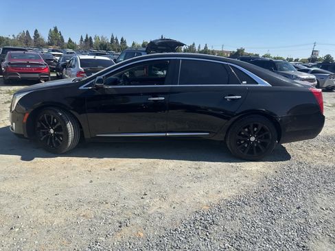 Used 2017 Cadillac XTS Luxury image 8