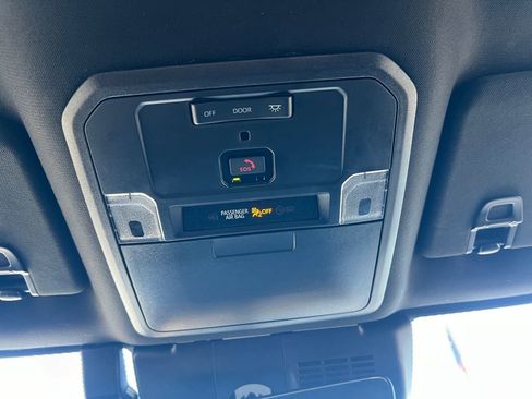 Used 2024 Toyota Tacoma TRD Off-Road image 7