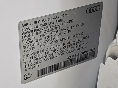 Certified 2025 Audi Q3 2.0T Premium Plus w/ Premium Plus Package image 38