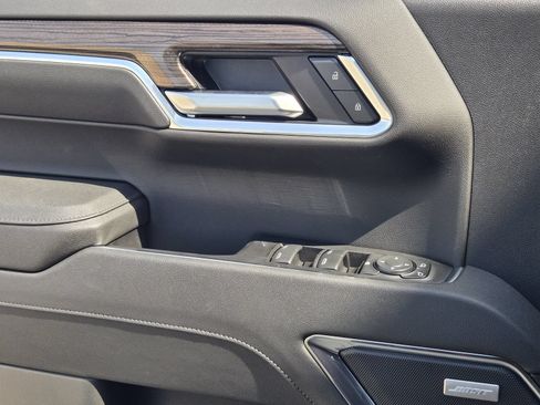 New 2026 Chevrolet Silverado 1500 LT Trail Boss w/ Convenience Package II AWD/4WD image 22