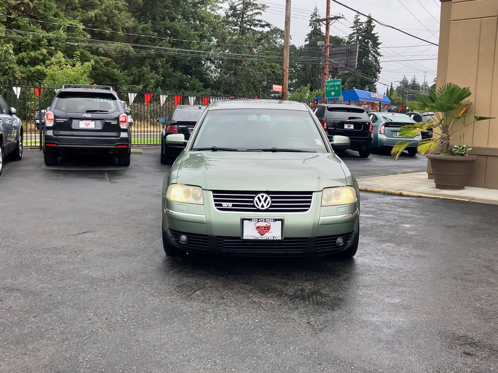 Used 2003 Volkswagen Passat W8 AWD/4WD image 3
