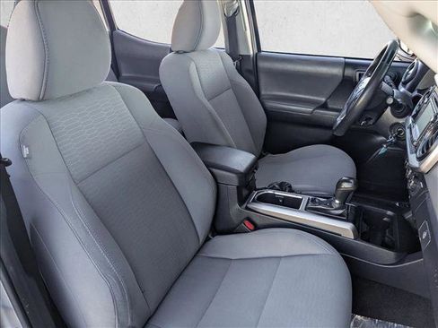Used 2019 Toyota Tacoma SR5 image 19