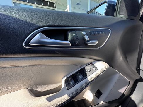 Used 2019 Mercedes-Benz GLA 250 4MATIC image 29