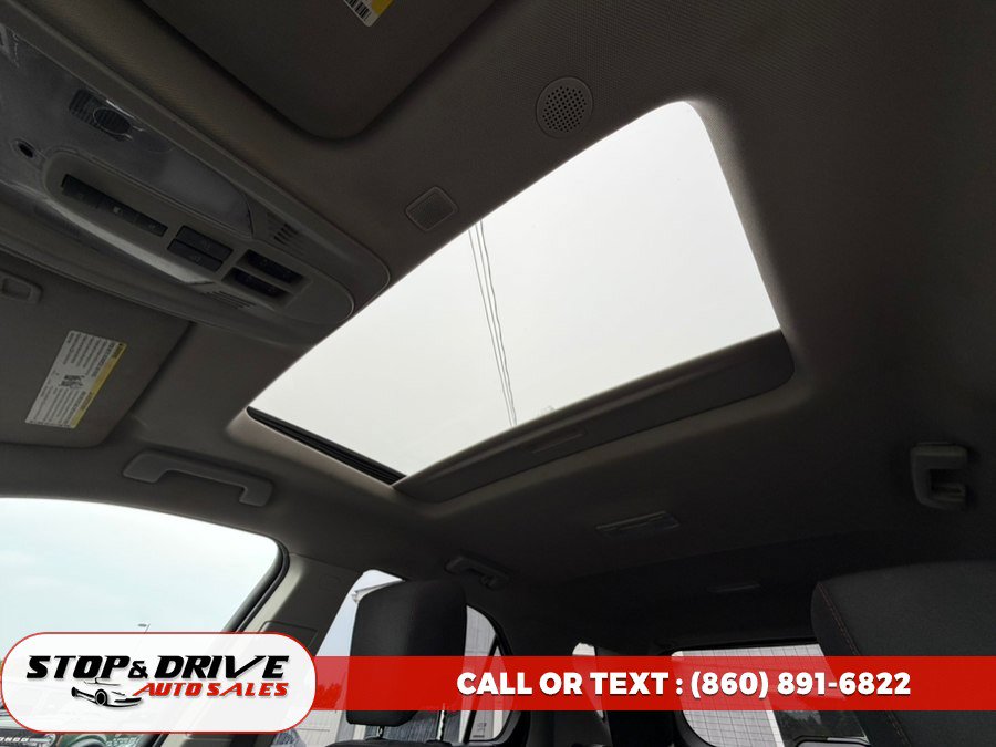 Used 2017 Chevrolet Equinox LT AWD/4WD image 14