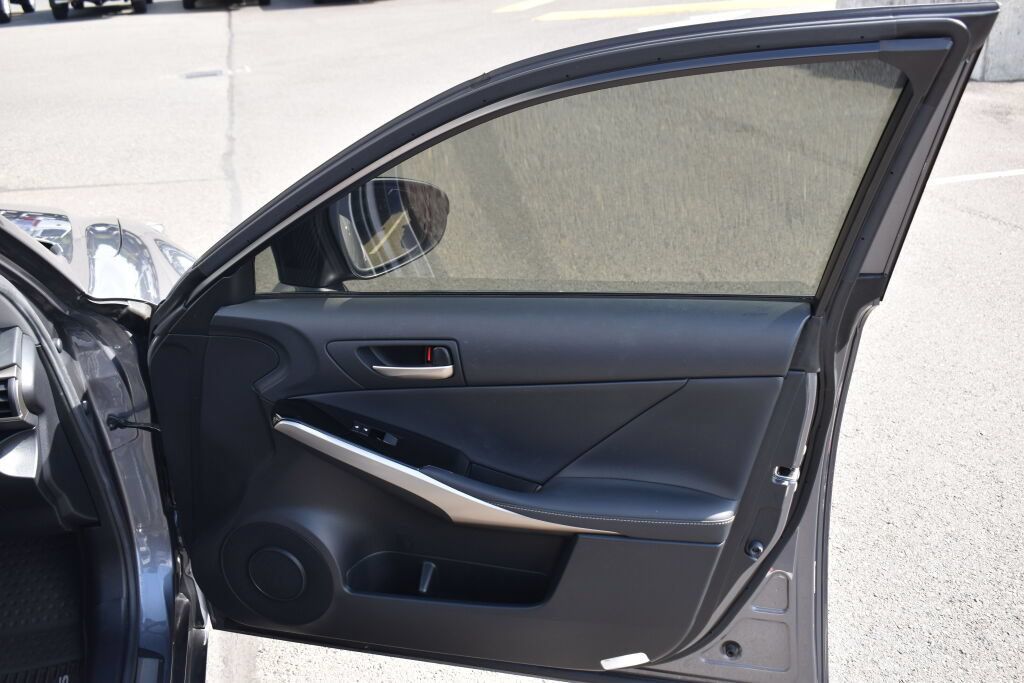Used 2019 Lexus IS 300 AWD w/ Navigation Package image 24