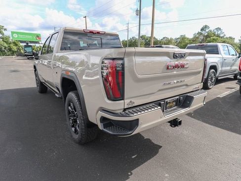 New 2026 GMC Sierra 2500 AT4 w/ AT4 Premium Plus Package AWD/4WD image 7