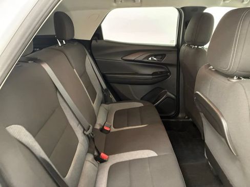 Certified 2022 Chevrolet TrailBlazer LT w/ Convenience Package AWD/4WD image 16