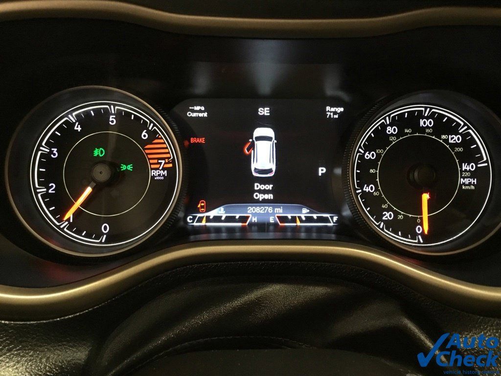 Used 2016 Jeep Cherokee Limited AWD/4WD image 44