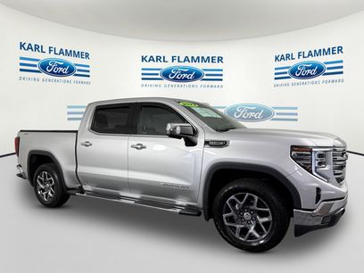 Used 2022 GMC Sierra 1500 SLT w/ SLT Premium Package