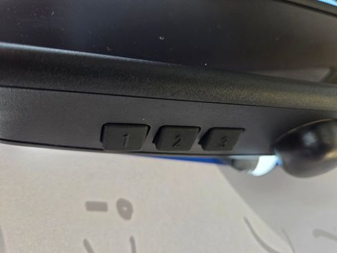 Used 2018 BMW 320i Sedan w/ Convenience Package image 33