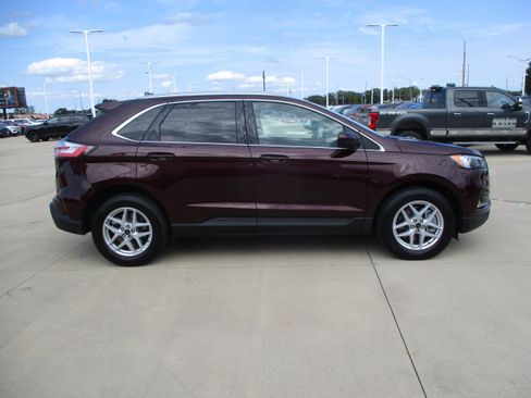 Used 2024 Ford Edge SEL w/ Convenience Package AWD/4WD image 8