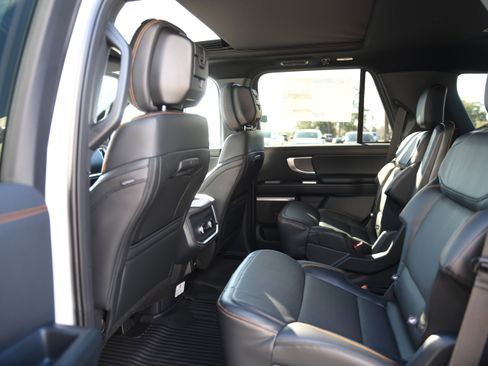 New 2026 Ford Expedition Tremor image 20