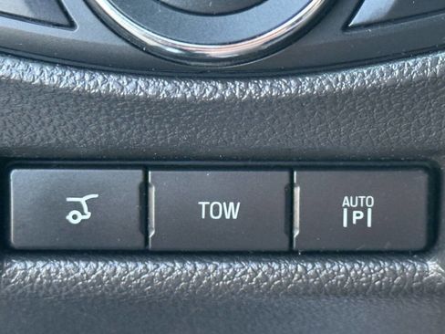 Used 2012 Ford Explorer Limited image 17