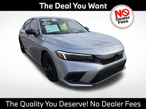 Used 2023 Honda Civic Sport image 1