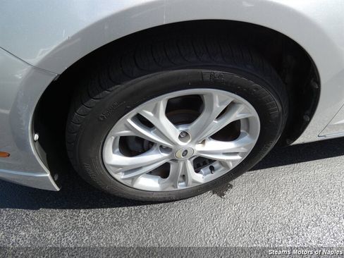 Used 2012 Ford Fusion SE FWD image 19