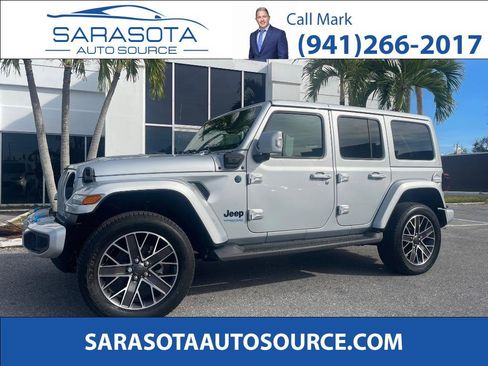 Used 2022 Jeep Wrangler Unlimited Sahara image 21