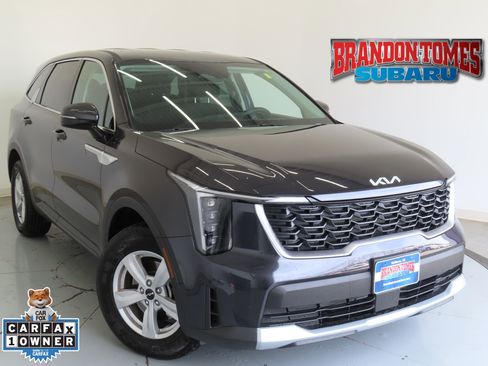 Used 2026 Kia Sorento LX image 1