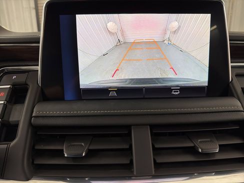 Used 2023 Chevrolet Tahoe Premier image 18