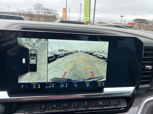 Used 2024 Chevrolet Silverado 2500 LTZ w/ LTZ Convenience Package image 23