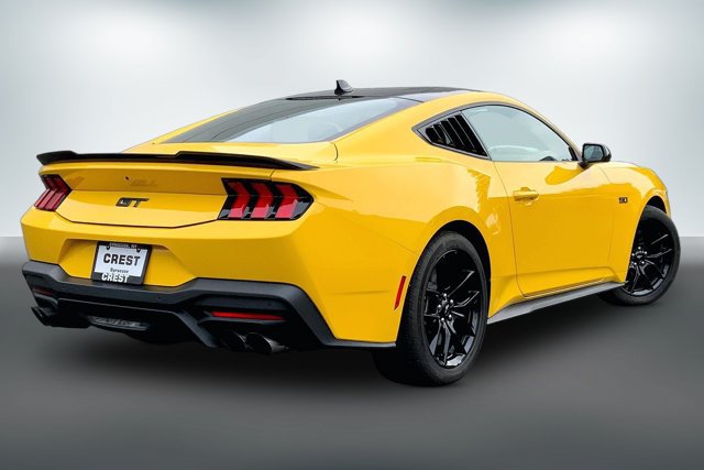 Used 2024 Ford Mustang GT RWD image 13