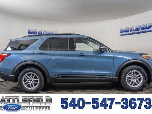 New 2026 Ford Explorer Active image 13