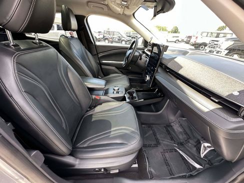 Used 2021 Ford Mustang Mach-E Premium AWD/4WD image 23