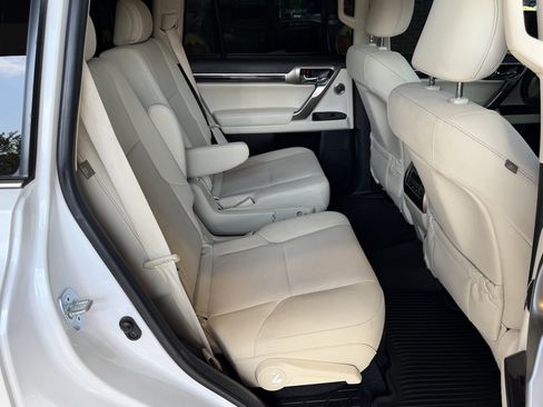Used 2021 Lexus GX 460 Premium AWD/4WD image 29