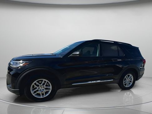 New 2025 Ford Explorer Active w/ Active Comfort Package image 14