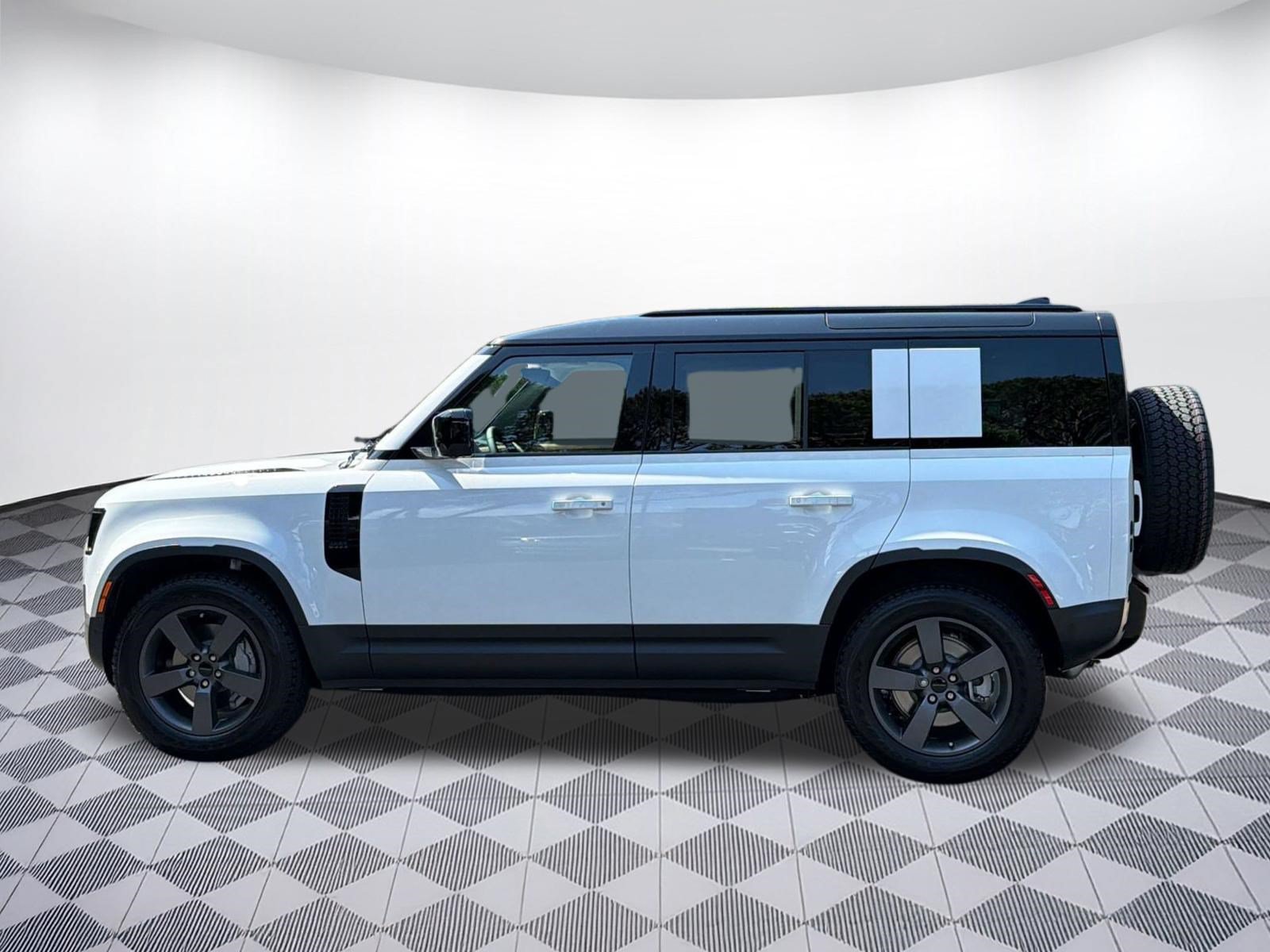 New 2026 Land Rover Defender 110 S AWD/4WD image 2
