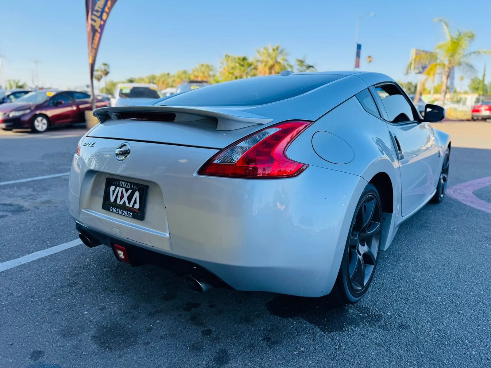 Used 2009 Nissan 370Z Touring w/ Sport Pkg RWD image 5