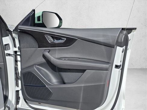 New 2026 Audi Q8 Premium Plus image 11