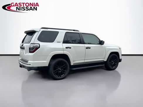 Used 2021 Toyota 4Runner Nightshade image 9