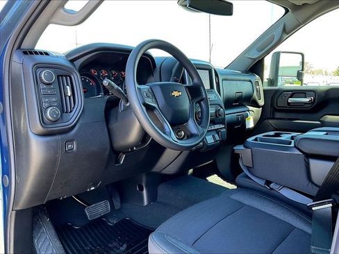 New 2026 Chevrolet Silverado 2500 Custom w/ Custom Value Package AWD/4WD image 8