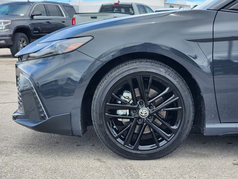 Used 2025 Toyota Camry SE w/ Multimedia Upgrade Package FWD image 9