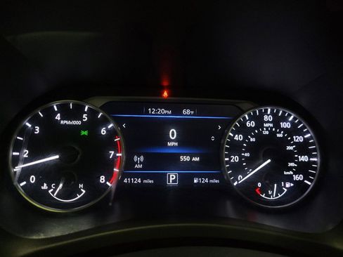 Used 2025 Nissan Sentra SV FWD image 23