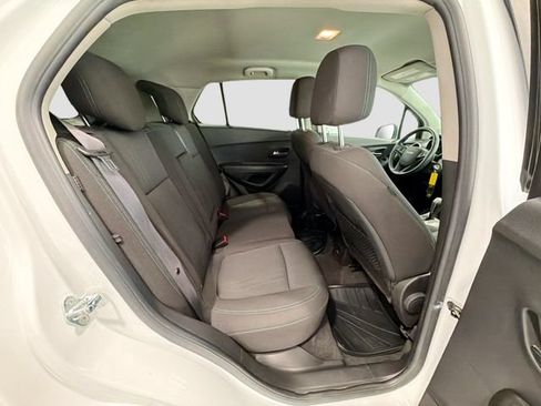 Used 2016 Chevrolet Trax LT FWD image 21