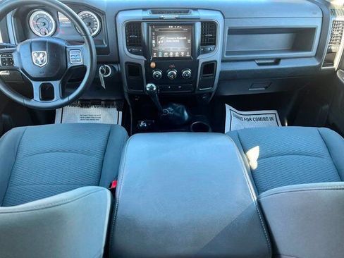 Used 2014 RAM 2500 Tradesman w/ Chrome Appearance Group AWD/4WD image 14
