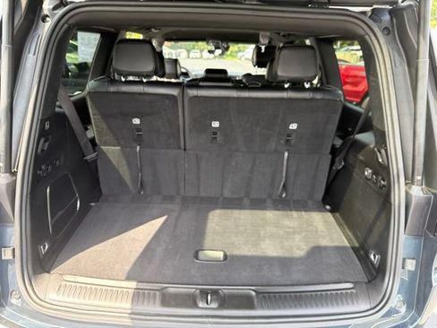 Used 2024 Jeep Wagoneer Series II w/ Flexible Seating Group AWD/4WD image 30