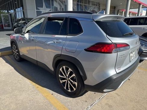 Certified 2024 Toyota Corolla Cross XLE w/ Convenience Package image 8