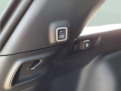 New 2025 Jeep Grand Cherokee Altitude AWD/4WD image 6