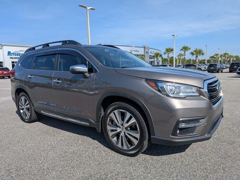 Used 2022 Subaru Ascent Touring AWD/4WD image 2