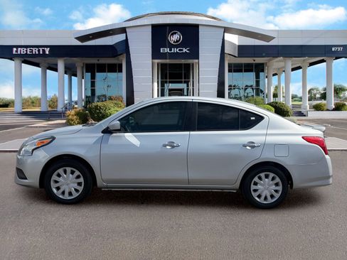 Used 2019 Nissan Versa SV FWD image 8