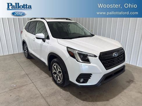 Used 2022 Subaru Forester Premium AWD/4WD image 1