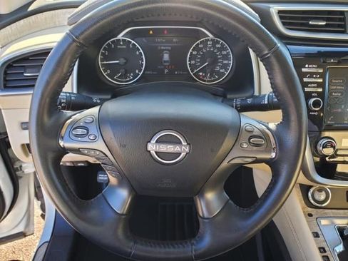 Used 2023 Nissan Murano SV image 24
