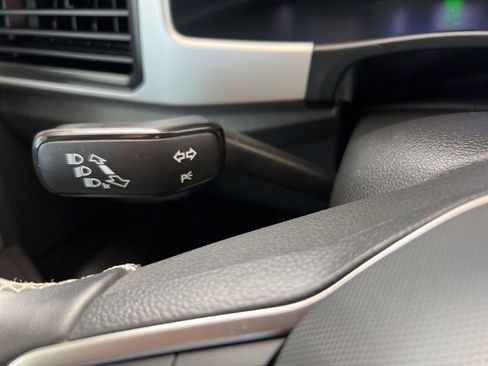 Used 2022 Volkswagen Atlas SE image 38